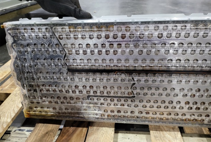 Tesla-2-4910-1694589746