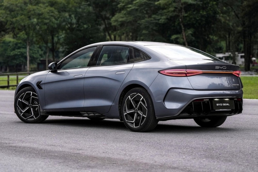 Sedan thuần điện của hãng xe sắp vào Việt Nam