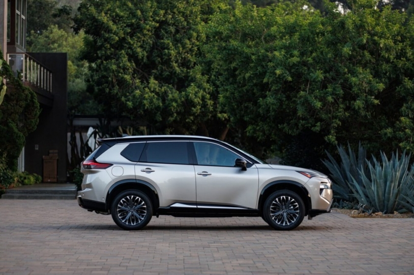 nissan-x-trail-2024-4-1b06