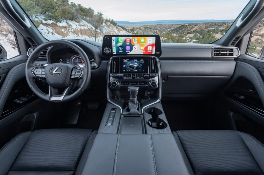 2024-lexus-lx-600-18-2048x1366