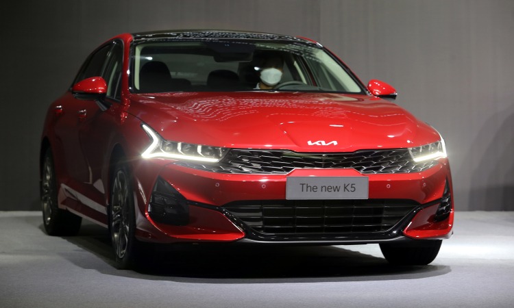 Sedan hạng D tháng 10/2023: Toyota Camry là cái tên duy nhất có doanh số sụt giảm 356346
