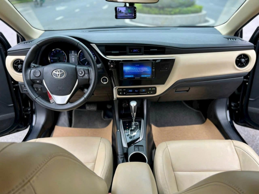 Sau 4 năm lăn bánh, Toyota Corolla Altis cũ bán lại với giá ngỡ ngàng 367255