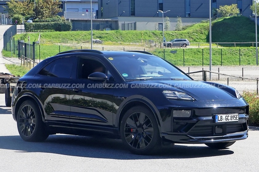 Porsche Macan thuần điện lộ thiết kế nội thất, dự sẽ ra mắt vào đầu năm sau 371544
