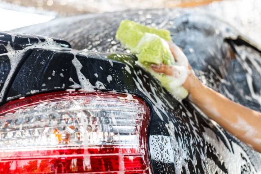 10 sai lầm trong việc rửa xe có thể gây hại cho ô tô 372789
