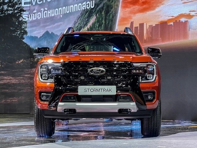 640-Ford-Ranger-Stormtrak-dau-xe