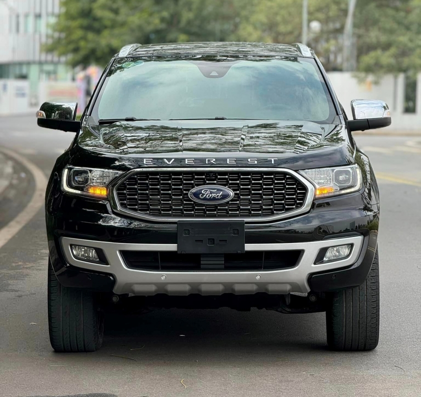 Ford Everest lăn bánh 3 năm mất giá hơn nửa tỷ đồng trên sàn xe cũ 408011