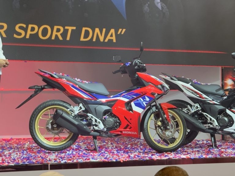 Honda Winner X 2024 ra mắt thị trường 'hàng xóm', giá quy đổi cao hơn xe bán tại Việt Nam 408364