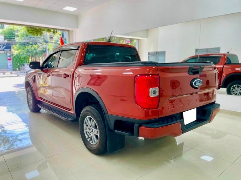 Lăn bánh 20.000 km, 'vua bán tải' Ford Ranger chạy lướt rao bán lại với giá rẻ bất ngờ 410587
