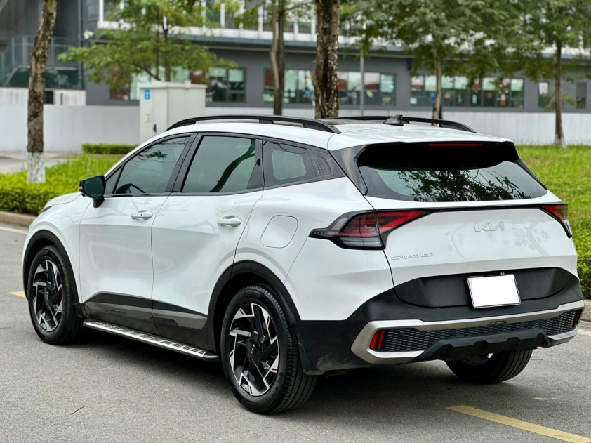 Sau 2 năm lăn bánh, Kia Sportage lên sàn xe cũ với mức giá ngỡ ngàng 412355