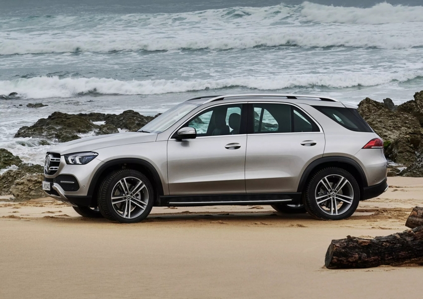 2020-Mercedes-GLE_2-2048x1449