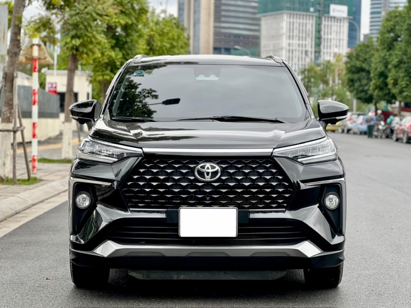Mới chạy 2.000 km, Toyota Veloz Cross 2023 đã rao bán lại với giá ngỡ ngàng 413224