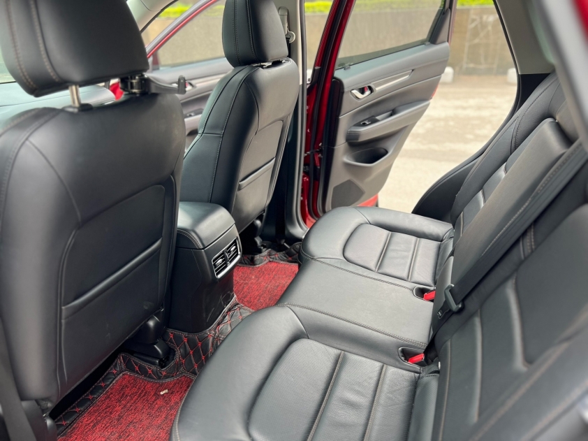 Sau 2 năm lăn bánh, Mazda CX-5 'lướt' được chào bán với giá rẻ không ngờ 413700