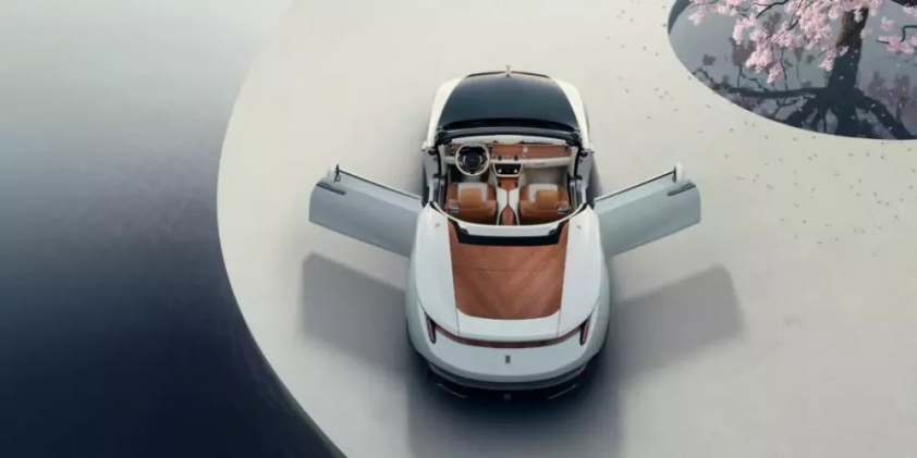 rolls-royce-arcadia-droptail-1