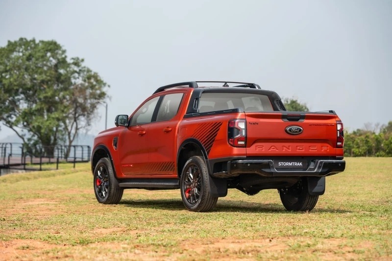 Ford Ranger Stormtrak có giá dự kiến 1,059 tỷ đồng tại đại lý, hứa hẹn sẽ về Việt Nam vào tháng 5 418039