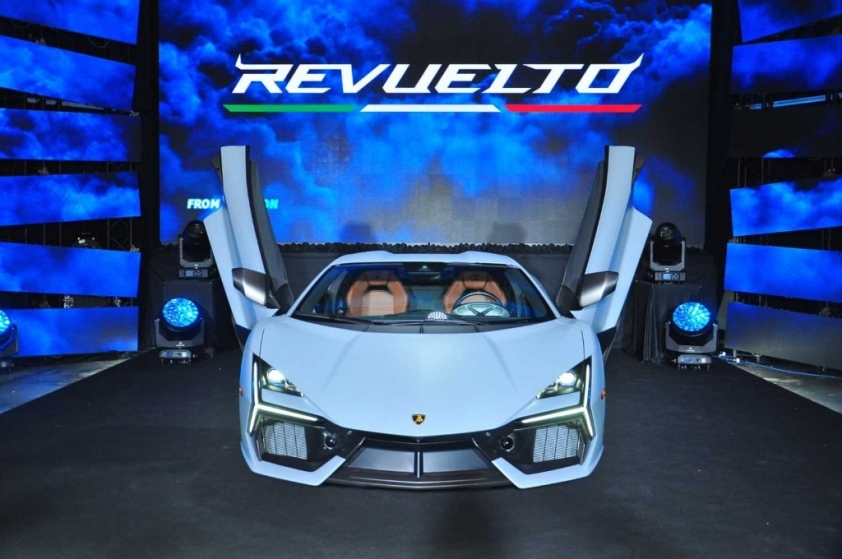 Lamborghini Revuelto lần đầu lộ diện tại Việt Nam, có thể ra mắt ngay trong tháng này 419093