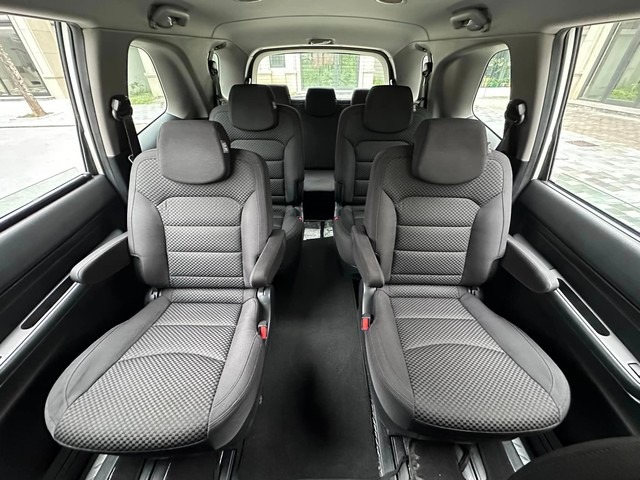 SsangYong-Turismo-3