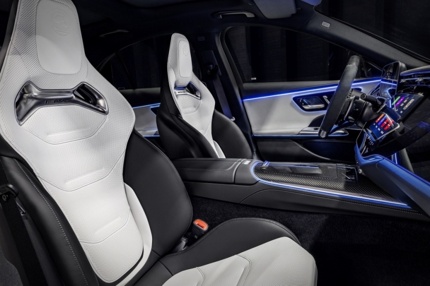 Mercedes-AMG E53 Hybrid ra mắt: Mạnh hơn 600 mã lực, tăng tốc 0-100 km/h trong chưa đầy 4 giây 420652
