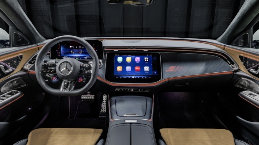 Mercedes-AMG E53 Hybrid ra mắt: Mạnh hơn 600 mã lực, tăng tốc 0-100 km/h trong chưa đầy 4 giây 420656