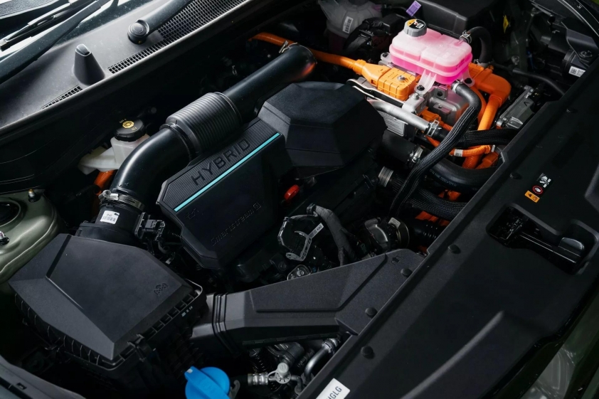 Kia-Sportage-Hybrid-2