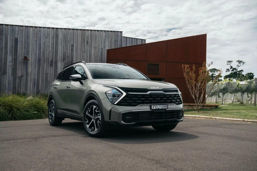 Kia-Sportage-Hybrid