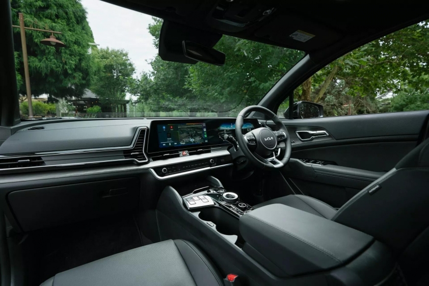 Kia-Sportage-Hybrid-3