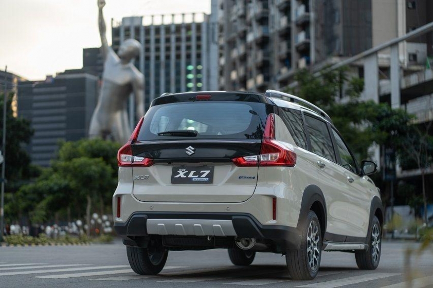 Suzuki XL7 Hybrid 2024 ra mắt Đông Nam Á: 'Ăn xăng' chỉ 4,53 lít/100 km, giá quy đổi từ 555 triệu đồng 424635