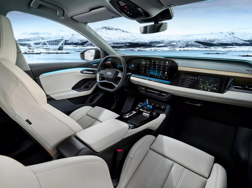 2025-audi-q6-e-tron-4