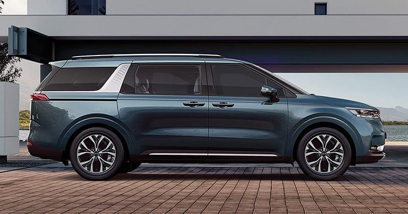 MPV gia đình Kia Carnival 2024 được bổ sung thêm phiên bản cao cấp mới 428207