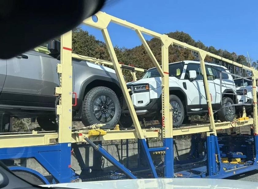 toyota-land-cruiser-prado-2024-1