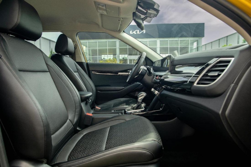 Kia Seltos 2024 trình làng thị trường Việt: Nâng cấp trang bị, giá từ 599 triệu đồng 428828