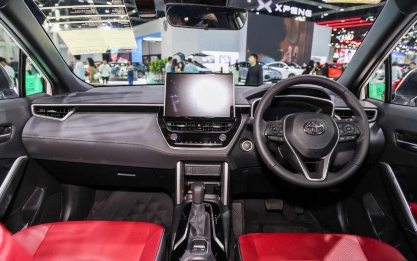 toyota-corolla-cross-bims-2024-3