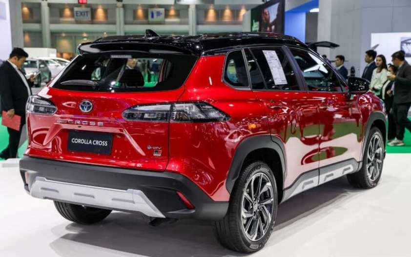 Cận cảnh hình ảnh 'bằng xương, bằng thịt' của Toyota Corolla Cross 2024 sắp về Việt Nam 429168