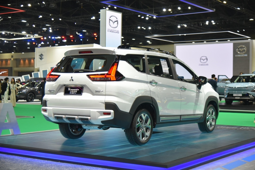 mitsubishi-xpander-hev-2024-2