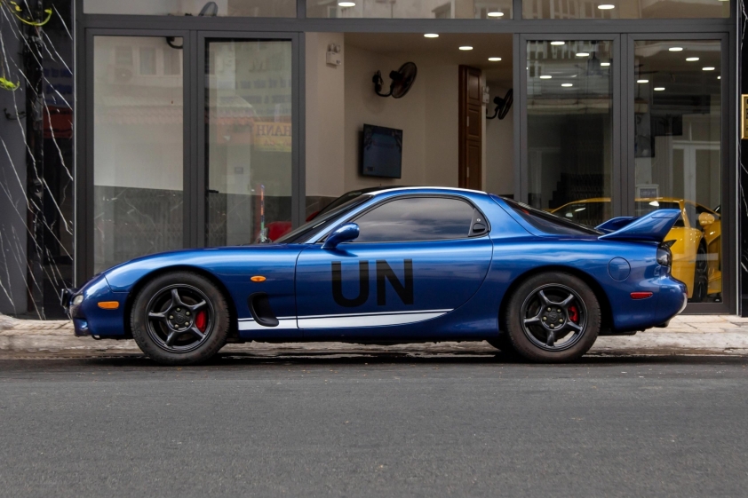 mazda-rx7-2