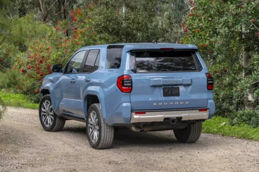 Trình làng SUV 'nồi đồng cối đá' Toyota 4Runner 2025: Diện mạo hầm hố, có tùy chọn hybrid 440758