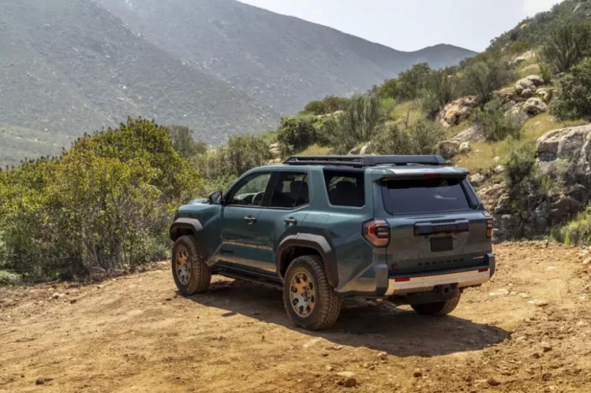 Trình làng SUV 'nồi đồng cối đá' Toyota 4Runner 2025: Diện mạo hầm hố, có tùy chọn hybrid 440760