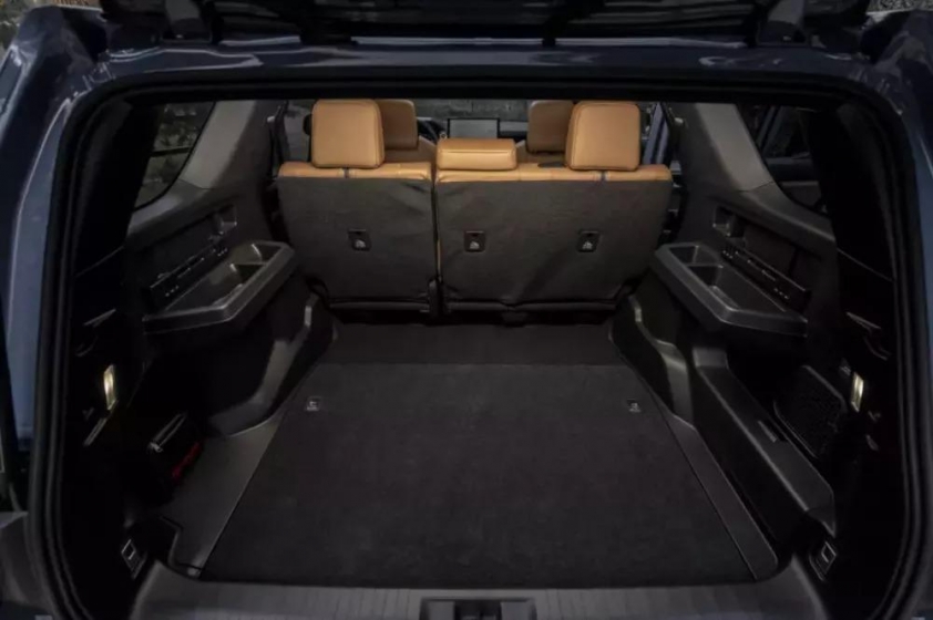 Trình làng SUV 'nồi đồng cối đá' Toyota 4Runner 2025: Diện mạo hầm hố, có tùy chọn hybrid 440765
