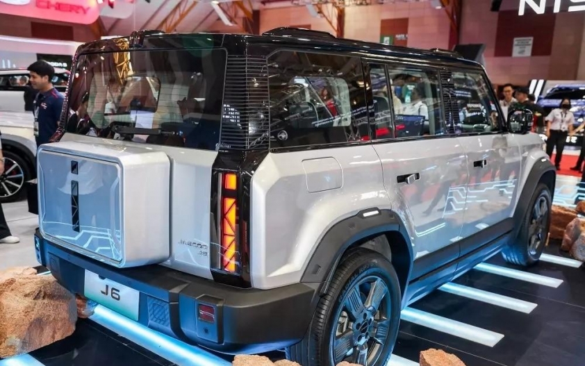Jaecoo J6 - SUV điện cùng phân khúc VinFast VF 6 tiếp tục ra mắt Đông Nam Á, về Việt Nam vào năm sau 469491