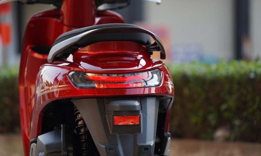 Xe tay ga Honda Stylo 160 được đại lý tư nhân chào bán với giá từ 70 triệu đồng 470509