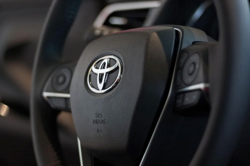 Hãng xe Toyota đã gian lận thử nghiệm động cơ và túi khí như thế nào? 476326