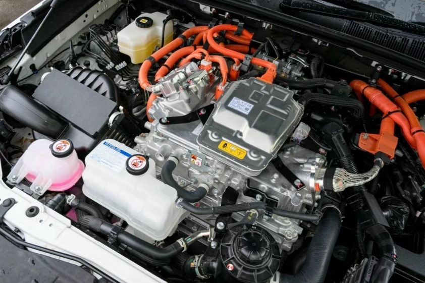 Bán tải Toyota Hilux chạy bằng nhiên liệu hydro có tầm hoạt động lên tới 600 km 477881