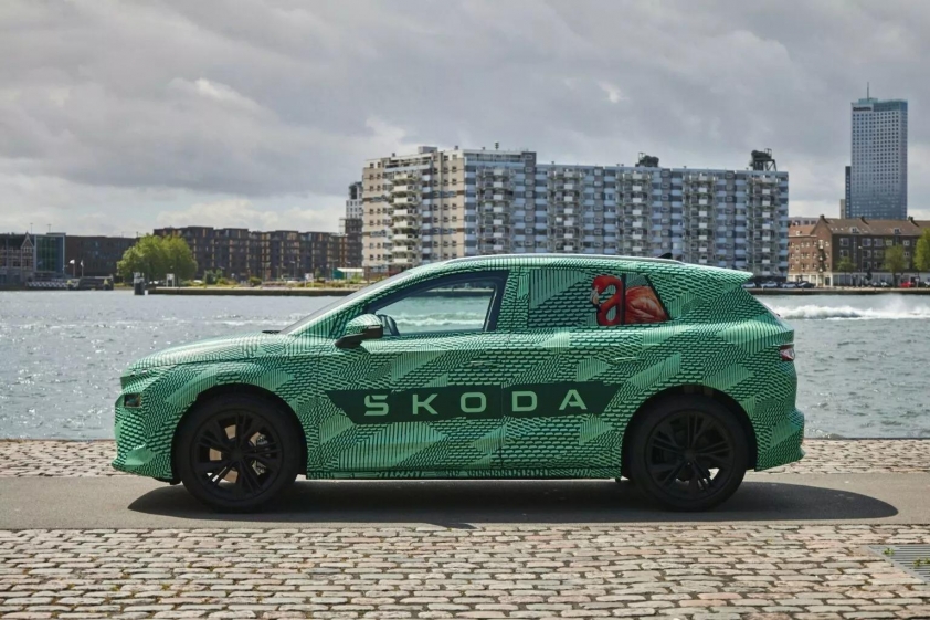 Skoda-Elroq-3
