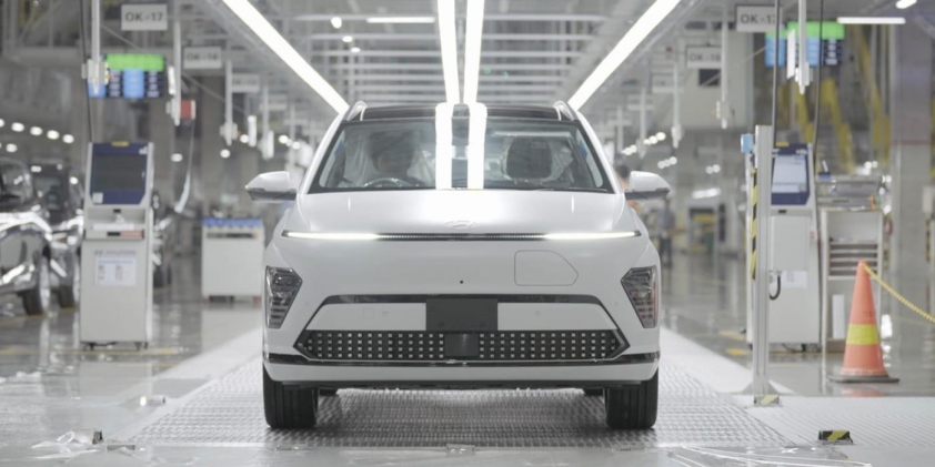 Hyundai-first-EV-battery-cell-pl