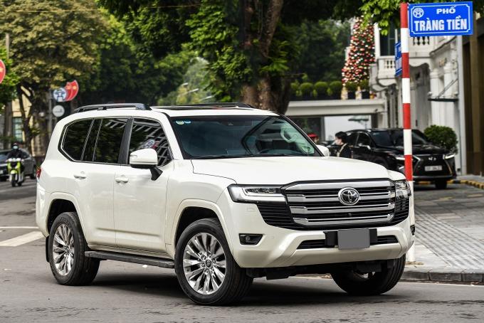 Land-Cruiser-3839-1638950304-971