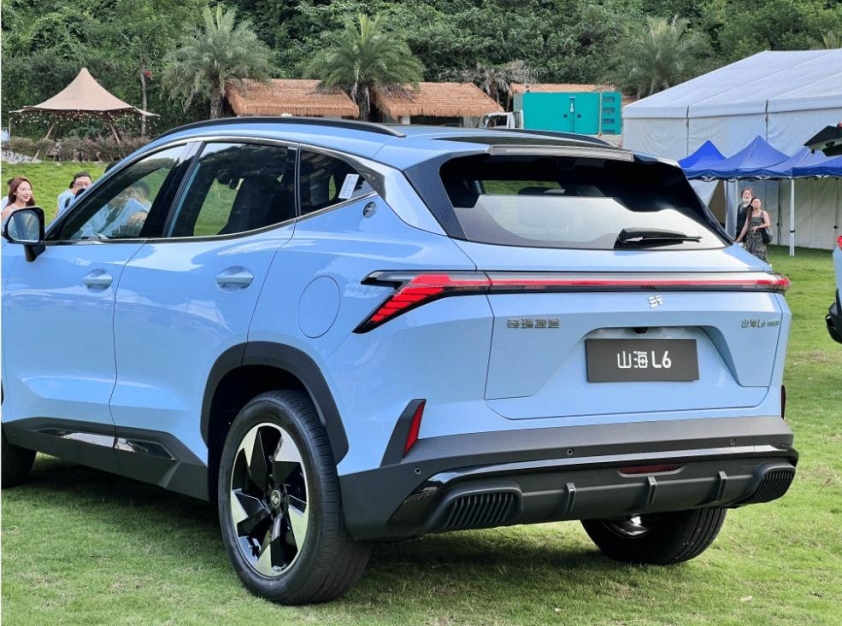 Hãng xe sắp về Việt Nam ra mắt SUV mới: 'Ăn xăng' chỉ 1,25 lít/100 km, giá quy đổi từ hơn 430 triệu đồng 518581
