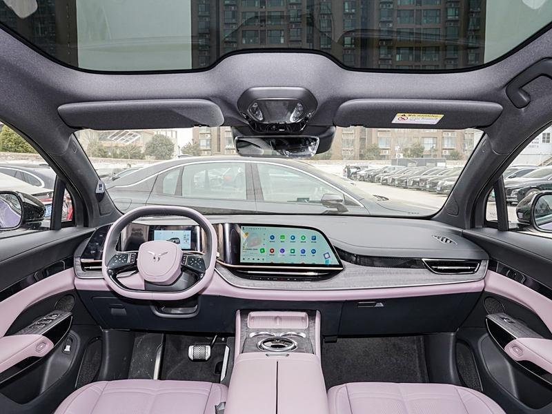 SUV điện Hongqi Tiangong 08 ra mắt thị trường hàng xóm, tầm vận hành 730 km/sạc 580565