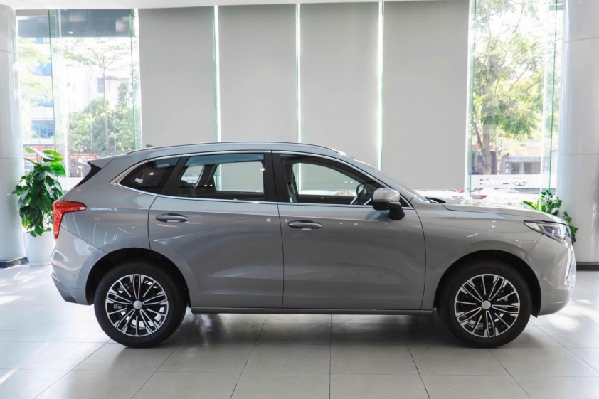 Haval Jolion chính thức ra mắt tại Việt Nam: Giá từ 669 triệu đồng, 'ăn xăng' 4,2 lít/100 km 601017