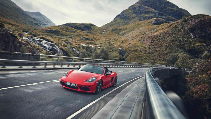 Bảng giá xe Porsche 718 mới nhất tháng 05/2025 & Đánh giá chi tiết 602221