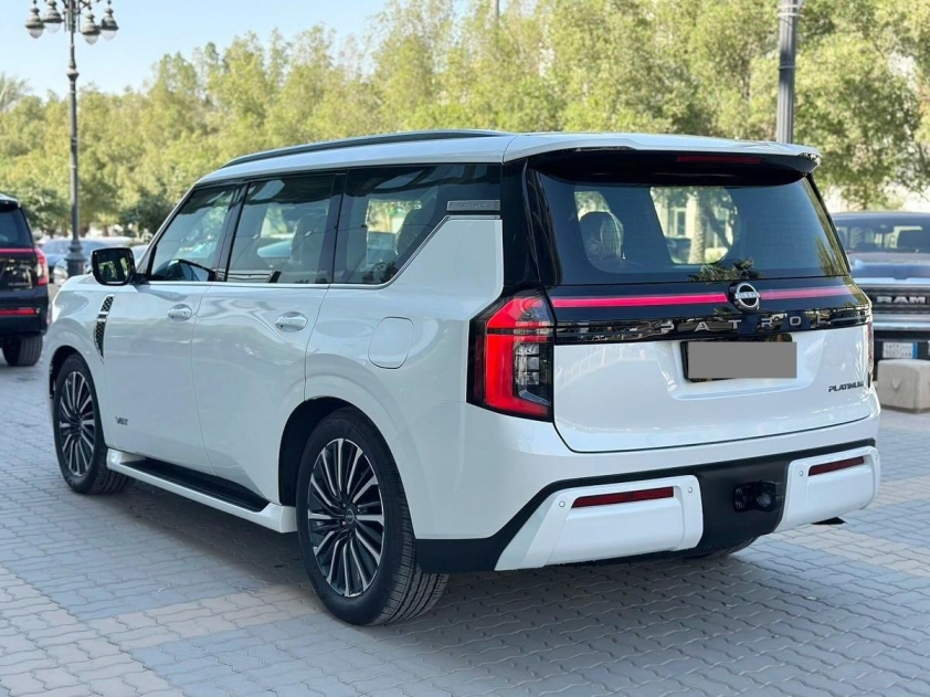 Nissan Patrol 2025 có thể về Việt Nam vào tháng 5, dùng trang bị xịn sò đấu Toyota Land Cruiser 601888