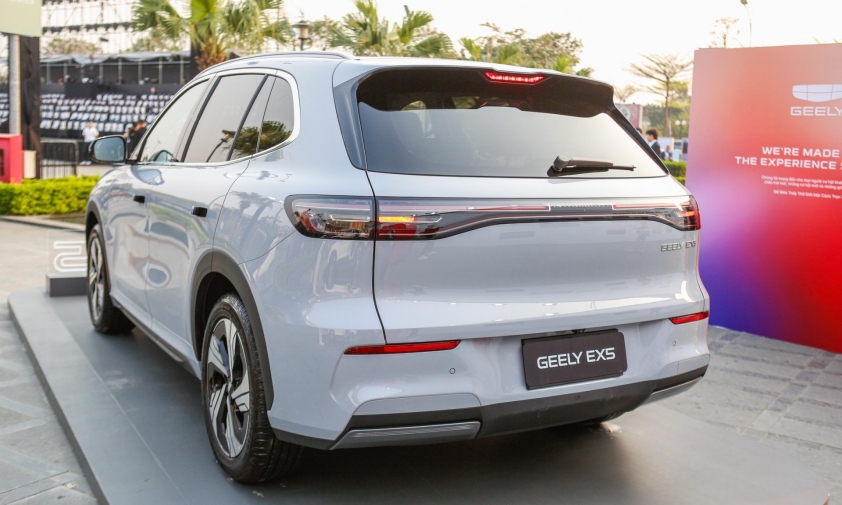 Xe điện gầm cao Geely EX5 rò rỉ giá dự kiến trên 700 triệu đồng, mở bán vào quý II năm nay 609827